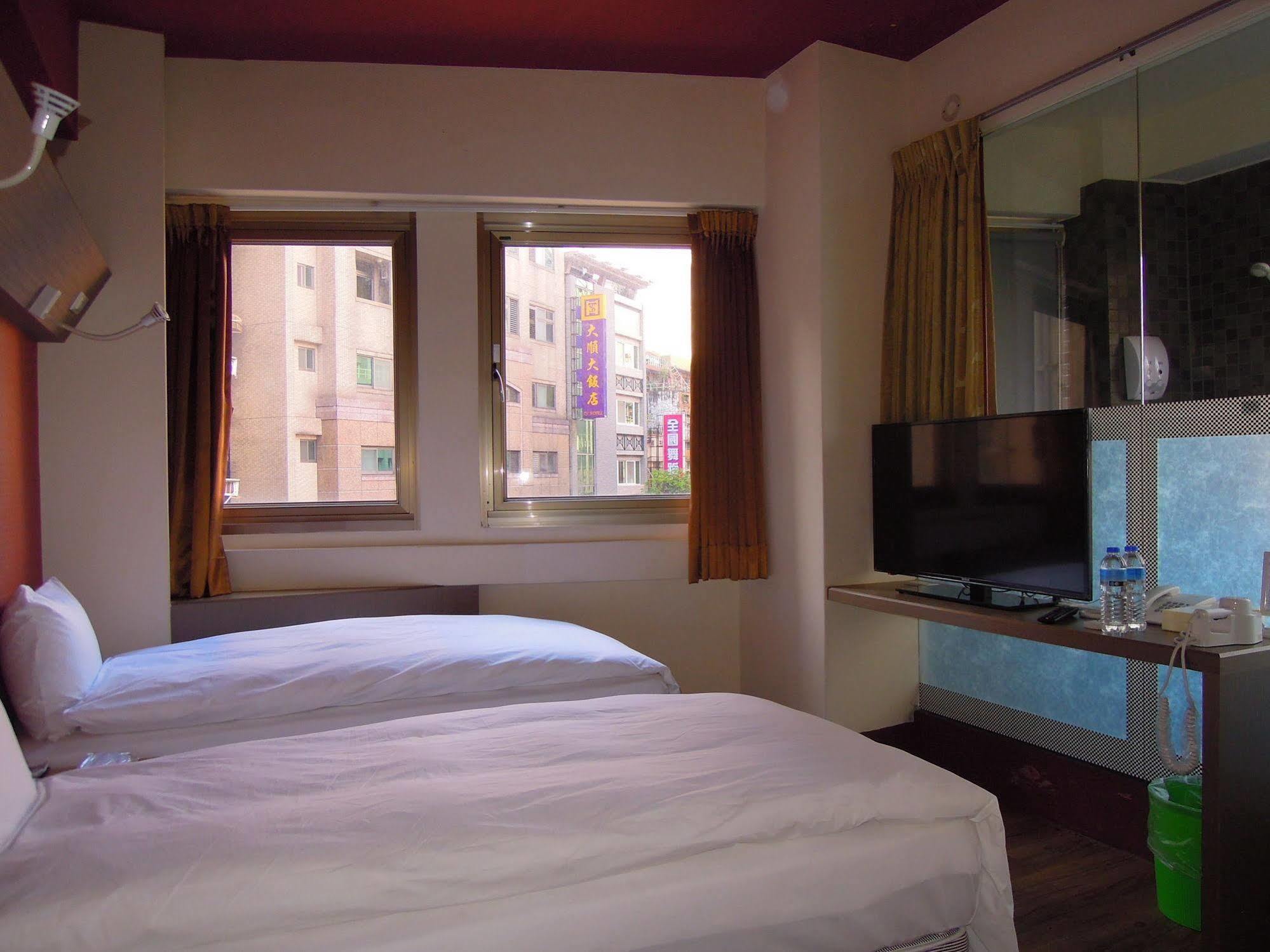 Galaxy Mini Inn Taipei Dış mekan fotoğraf