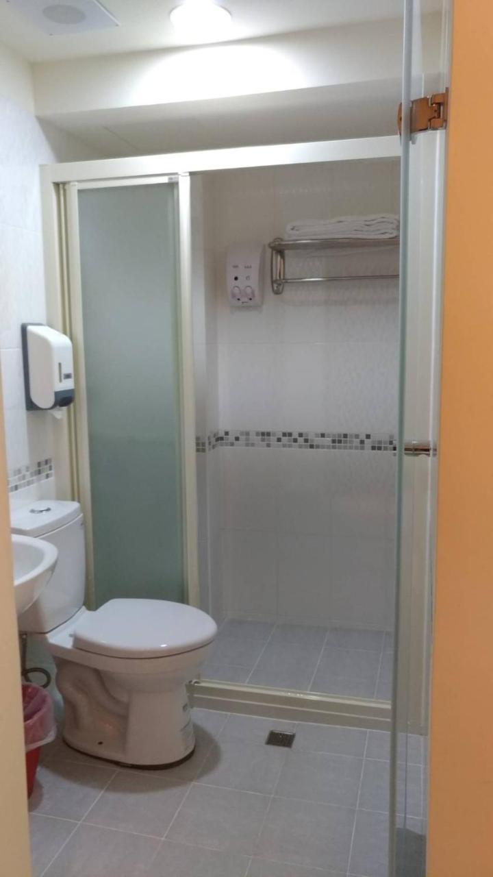 Galaxy Mini Inn Taipei Dış mekan fotoğraf