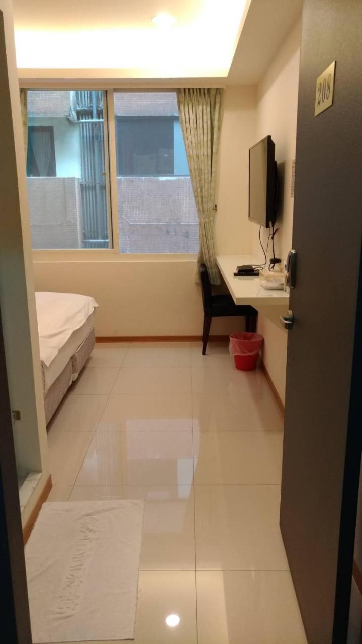 Galaxy Mini Inn Taipei Dış mekan fotoğraf